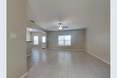 692 Totem Trail Drive, La Marque, TX 77568 - Photo 3