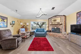 9806 Cassowary Dr, Conroe, TX 77385 - Photo 11