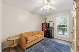 9806 Cassowary Dr, Conroe, TX 77385 - Photo 19