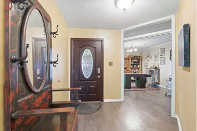 9806 Cassowary Drive, Conroe, TX 77385 - Photo 5