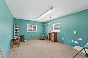 5621 Haywood St, Houston, TX 77016 - Photo 9