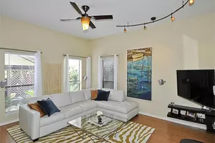 543 W 16th St, Houston, TX 77008 - Photo 5