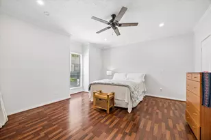 1100 Augusta Dr, Houston, TX 77057 - Photo 9