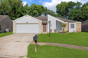 12411 Caren Ct, Houston, TX 77031 - Photo 3