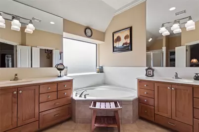 55 Canyon Oak Court, Lake Jackson, TX 77566 - Photo 17