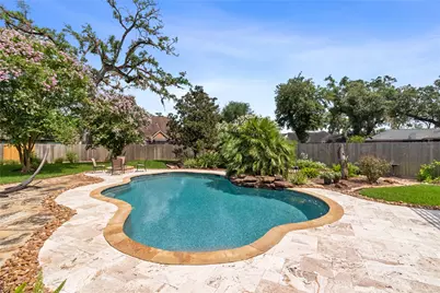 55 Canyon Oak Court, Lake Jackson, TX 77566 - Photo 27