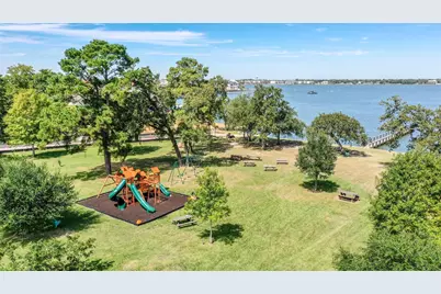 1799 E Winn Street, Kemah, TX 77565 - Photo 27