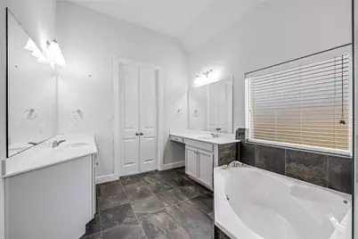 116 Brighton Woods Court, Conroe, TX 77318 - Photo 13