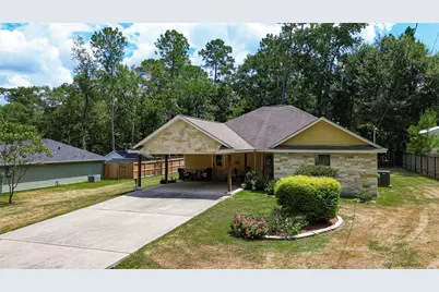 10910 Royal Magnolia Drive, Conroe, TX 77303 - Photo 1