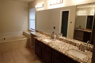 2130 Greencove Ln, Sugar Land, TX 77479 - Photo 9