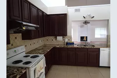 2130 Greencove Lane, Sugar Land, TX 77479 - Photo 5