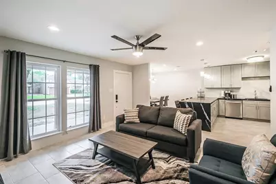 7518 Dearborn Street, Houston, TX 77055 - Photo 5