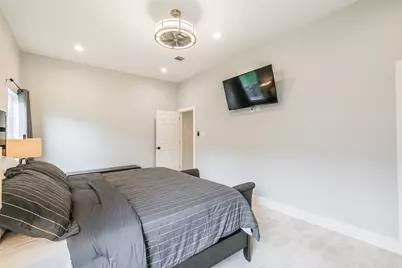 7518 Dearborn Street, Houston, TX 77055 - Photo 19