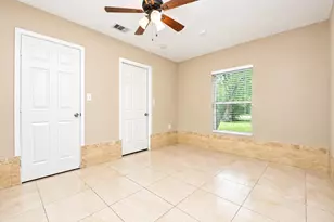 6010 Cypress St, Houston, TX 77074 - Photo 17