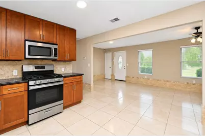 6010 Cypress Street, Houston, TX 77074 - Photo 9