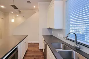 12 Hermann Park Ct, Houston, TX 77021 - Photo 15