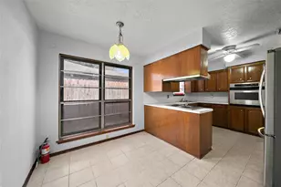 13703 Piping Rock Ln, Houston, TX 77077 - Photo 15