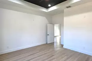 11735 Fleming Dr, Houston, TX 77013 - Photo 9