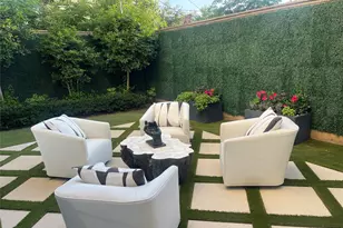 2413 Rosamond St, Houston, TX 77098 - Photo 11