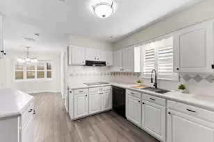 7522 Deep Forest Dr, Houston, TX 77088 - Photo 15