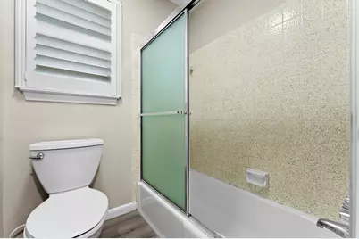 7522 Deep Forest Drive, Houston, TX 77088 - Photo 33