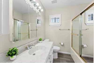 7522 Deep Forest Drive, Houston, TX 77088 - Photo 25