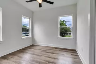 855 S Victory Dr, Houston, TX 77088 - Photo 15