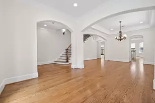 3928 Milton St, West University Place, TX 77005 - Photo 3