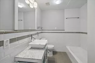 2108 White Oak Dr, Houston, TX 77009 - Photo 23