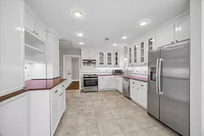 2108 White Oak Drive, Houston, TX 77009 - Photo 13