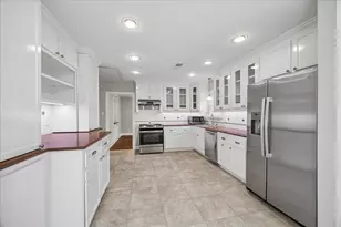 2108 White Oak Dr, Houston, TX 77009 - Photo 13