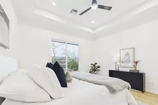 2407 Stuart St, Houston, TX 77004 - Photo 31