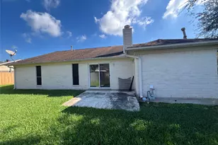 1819 Hanbury Ct, Sugar Land, TX 77498 - Photo 21