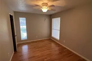 1819 Hanbury Ct, Sugar Land, TX 77498 - Photo 13