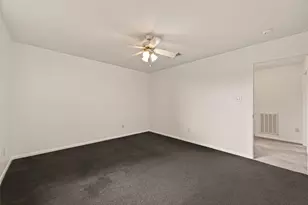 8711 Heron View St, Houston, TX 77064 - Photo 27