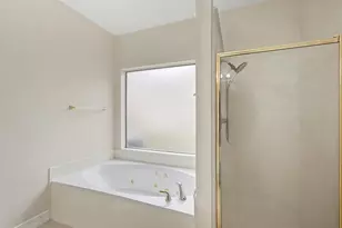 240 Kettering Ln, League City, TX 77573 - Photo 15