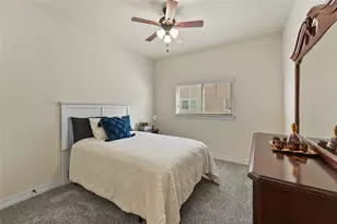 26 W Oaks Dr, Houston, TX 77058 - Photo 17