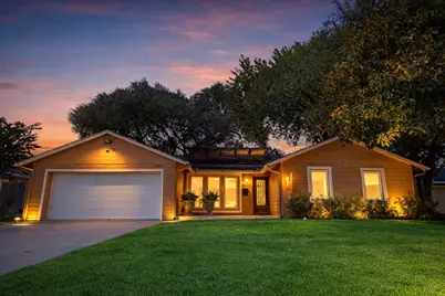 5426 Windswept Lane, Houston, TX 77056 - Photo 1