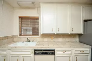 4054 Cheena Dr, Houston, TX 77025 - Photo 21