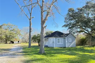 17119 Hwy 35, Pearland, TX 77581 - Photo 3