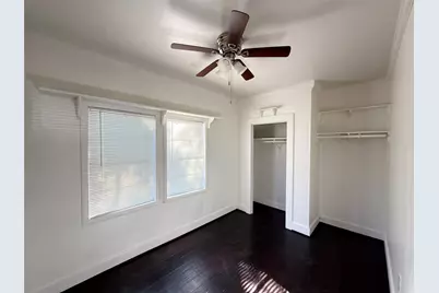 17119 Highway 35 #B, Pearland, TX 77581 - Photo 9