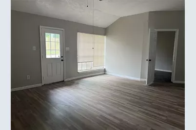 7 Peace Pipe Trail, Conroe, TX 77316 - Photo 3