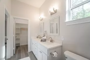 504 Nursery Rd, The Woodlands, TX 77380 - Photo 31