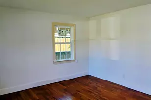 5810 Southseas St, Houston, TX 77033 - Photo 11