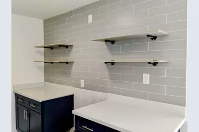 5810 Southseas Street, Houston, TX 77033 - Photo 7