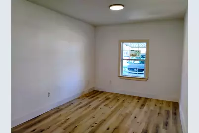 5810 Southseas Street, Houston, TX 77033 - Photo 17