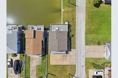 22102 Zapata Drive, Galveston, TX 77554 - Photo 27