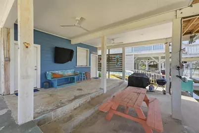 22102 Zapata Drive, Galveston, TX 77554 - Photo 21