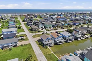 22102 Zapata Dr, Galveston, TX 77554 - Photo 29