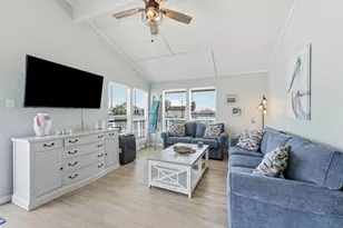 22102 Zapata Dr, Galveston, TX 77554 - Photo 3